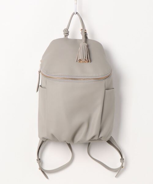 cache cache（カシュ カシュ）の「カシュカシュ cachecache / タックディテールソフト合皮リュック（バックパック/リュック・レディース・ブラック/ベージュ系その他/キャメル・FREE）」の10枚目の写真