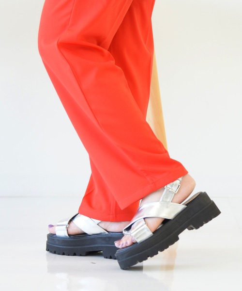 NOFALL（ノーフォール）の「厚底トラックソールクロスベルトサンダル（サンダル・レディース・ブラック/ホワイト/シルバー・L/3L/M/S/LL）」の19枚目の写真