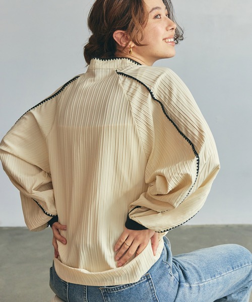 toucher du brise(トゥシェドブリーズ)の「【柔らかな印象に】リボンブラウス(シャツ/ブラウス・レディース・ベージュ/オフホワイト/ブルー・M)」の9枚目の写真