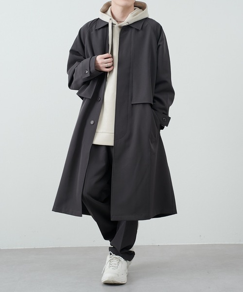 COLONY 2139(コロニートゥーワンスリーナイン)の「ストレッチイージーケアトレンチコート(トレンチコート・メンズ・チャコールグレー/ブラック・MEDIUM/LARGE)」の9枚目の写真