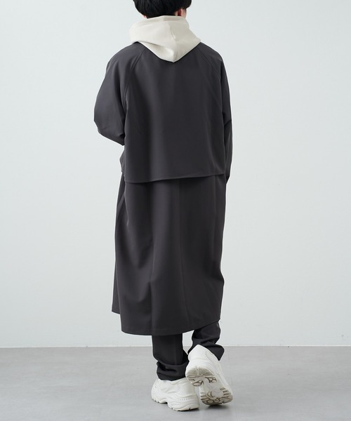 COLONY 2139(コロニートゥーワンスリーナイン)の「ストレッチイージーケアトレンチコート(トレンチコート・メンズ・チャコールグレー/ブラック・MEDIUM/LARGE)」の12枚目の写真