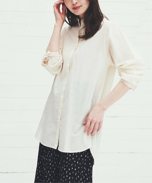 ikka(イッカ)の「【Sサイズ WEB限定】綿ラミーシアーバンドカラーシャツ(シャツ/ブラウス・レディース・オフホワイト/チャコールグレー/オレンジ/グリーン/ブルー/その他1・S/M/L)」の2枚目の写真