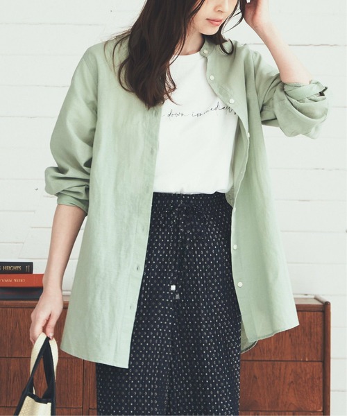 ikka(イッカ)の「【Sサイズ WEB限定】綿ラミーシアーバンドカラーシャツ(シャツ/ブラウス・レディース・オフホワイト/チャコールグレー/オレンジ/グリーン/ブルー/その他1・S/M/L)」の4枚目の写真