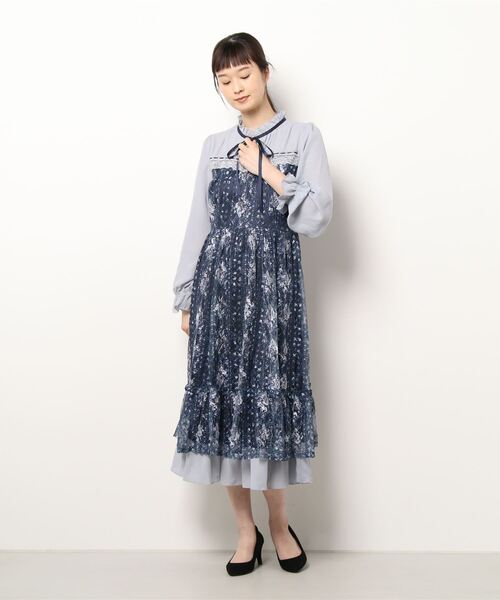 axes femme（アクシーズファム）の「フラワープリントレースOP