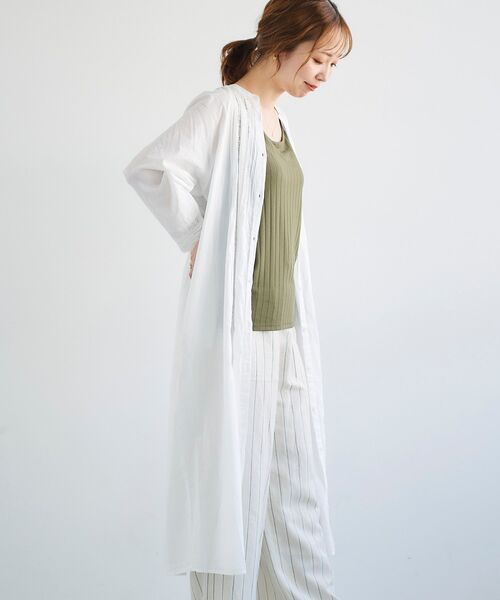 le.coeur blanc（ルクールブラン）の「リバーレースシャツワンピース（シャツワンピース・レディース・オフホワイト/ラベンダー・38）」の9枚目の写真