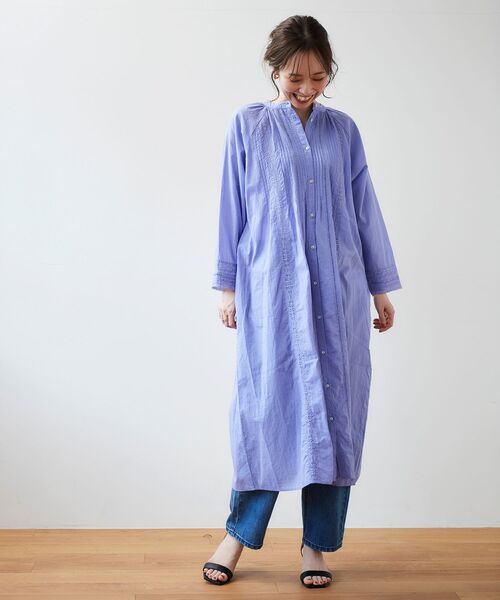 le.coeur blanc（ルクールブラン）の「リバーレースシャツワンピース（シャツワンピース・レディース・オフホワイト/ラベンダー・38）」の6枚目の写真