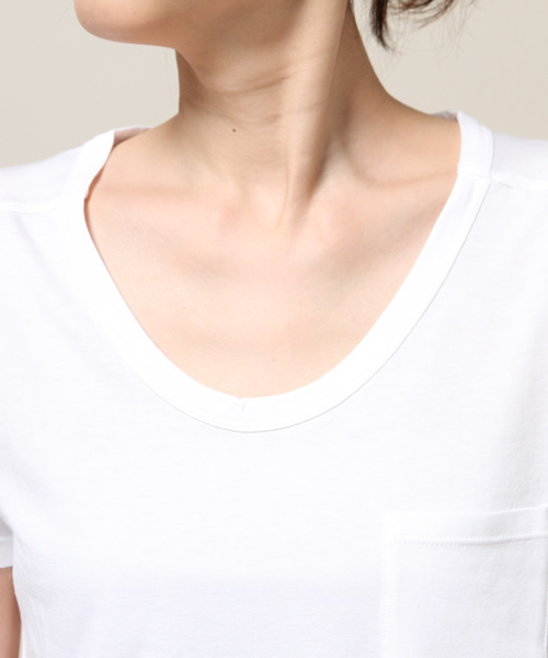 ELFORBR（エルフォーブル）の「【BAILA10月号掲載】モダールVネックTシャツ（Tシャツ/カットソー・レディース・ホワイト/ブラック/グレー・MEDIUM）」の4枚目の写真