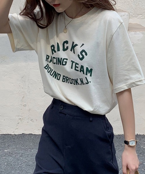 VitaFelice(ヴィータフェリーチェ)の「カレッジロゴ Tシャツ(Tシャツ/カットソー・レディース・レッド/グリーン・FREE)」の18枚目の写真