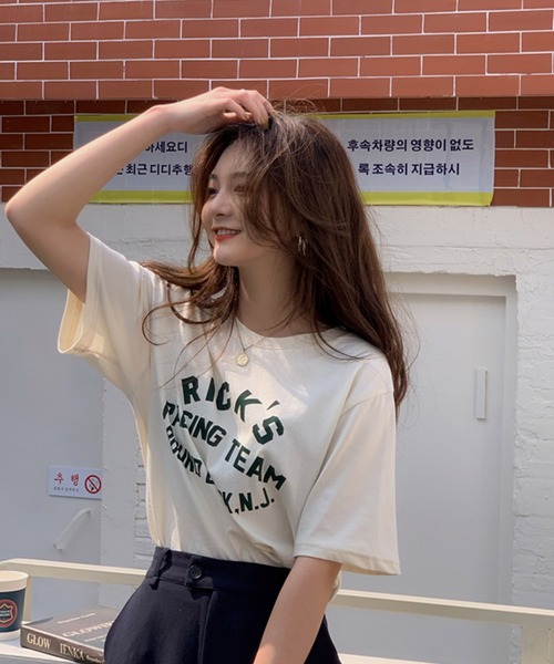 VitaFelice(ヴィータフェリーチェ)の「カレッジロゴ Tシャツ(Tシャツ/カットソー・レディース・レッド/グリーン・FREE)」の20枚目の写真