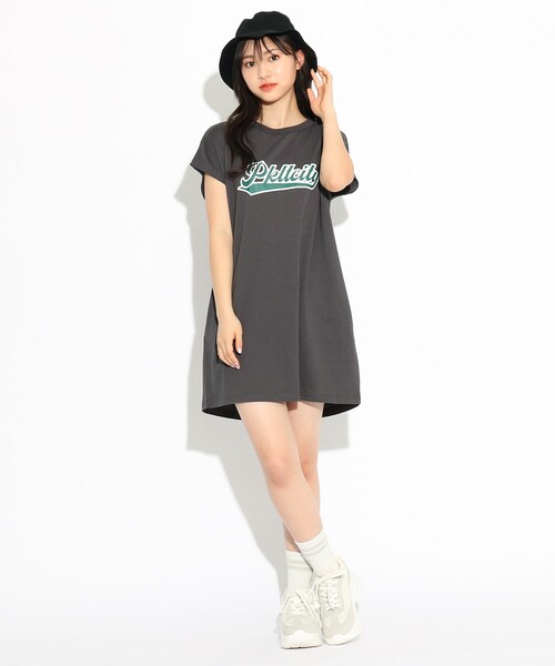 Champion（チャンピオン）の「【Champion/チャンピオン】フレンチスリーブワンピース（ワンピース・キッズ・チャコールグレー/ライトグレー・15 /14/16）」の18枚目の写真