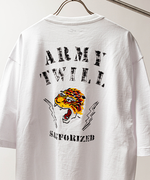 ARMY TWILL（アーミーツイル）の「【ARMY TWILL / アーミーツイル】別注 タイガー刺繍 Tシャツ（Tシャツ/カットソー・メンズ・ホワイト/ブラック/カーキ・LARGE/MEDIUM）」の4枚目の写真