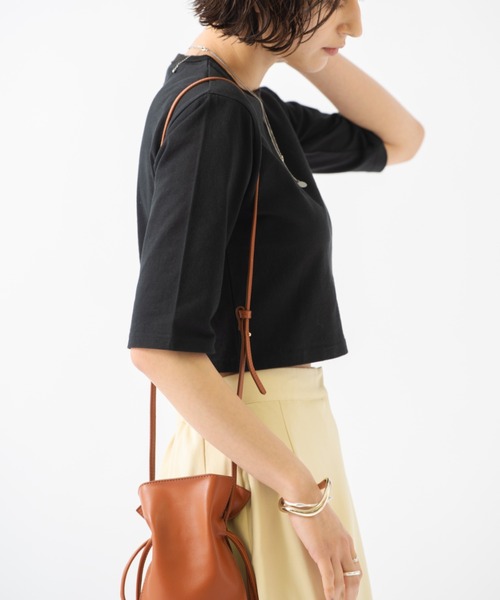 HANNE（アン）の「パワーショルダーTシャツ（Tシャツ/カットソー