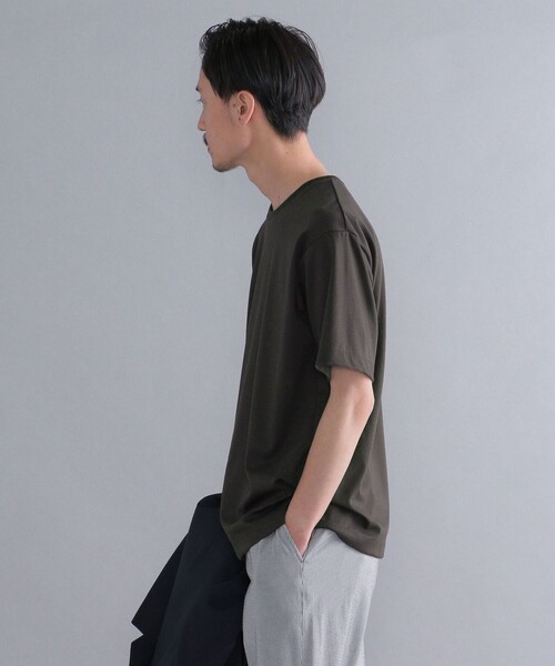 SHIPS(シップス)の「SHIPS: 〈接触冷感〉 ICE PACK NYLON クルーネック Tシャツ(Tシャツ/カットソー・メンズ・ホワイト/ネイビー/チャコールグレー/ライトグリーン/ラベンダー・SMALL/X-LARGE/LARGE/MEDIUM)」の12枚目の写真