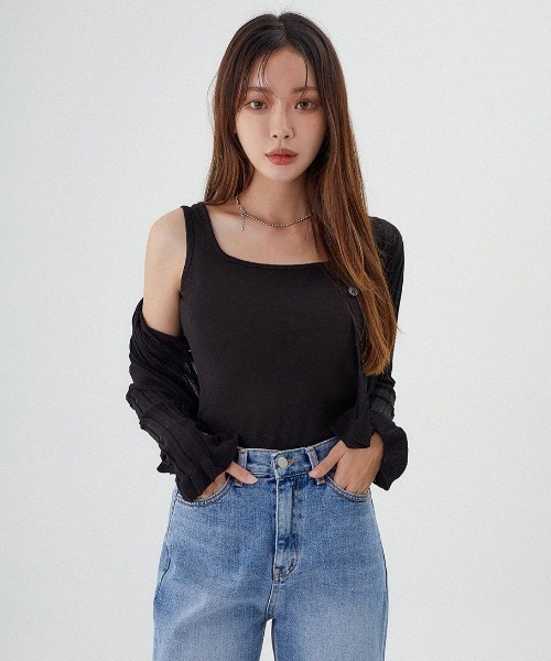 muahmuah（ムーアムーア）の「A'GEM/9 × .kom『muah muah/ムーアムーア』SQUARE KNIT SLEEVELESS/スクエア ニット スリーブレス（タンクトップ・レディース・ホワイト/ブルー/ネイビー/ベージュ/ブラック・FREE）」の3枚目の写真