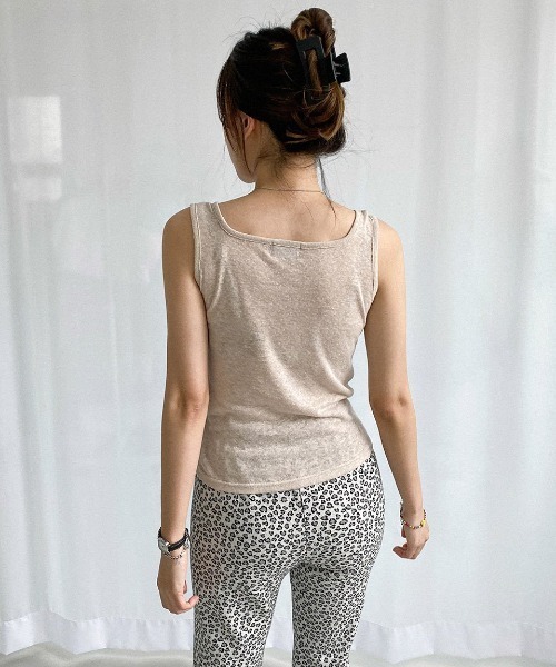 muahmuah（ムーアムーア）の「A'GEM/9 × .kom『muah muah/ムーアムーア』SQUARE KNIT SLEEVELESS/スクエア ニット スリーブレス（タンクトップ・レディース・ホワイト/ブルー/ネイビー/ベージュ/ブラック・FREE）」の21枚目の写真