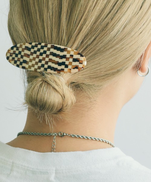 GOLDY（ゴールディ）の「ワイド オーバル アセチ バレッタ（バレッタ/ヘアクリップ・レディース・グリーン/ターコイズブルー/オレンジ/その他1・FREE）」の9枚目の写真