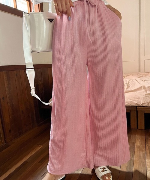 NANING9（ナンニング）の「NANING9 バンディングプリーツワイドパンツ（その他パンツ・レディース・ブラック/ベージュ/ピンク/クリーム・FREE）」の16枚目の写真