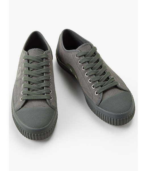 【FRED PERRY】★送料・関税込★ ヒューズ ロー キャンバス FRED PERRY(フレッドペリー)の「Hughes Low Canvas/ヒューズ