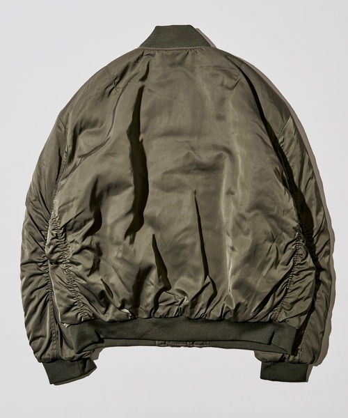 ADPOSION（アドポーション）の「ビッグシルエット中綿MA-1 フライトジャケット（MA-1・メンズ・ブラック/ホワイト/ブラック×ホワイト/ブラック×カーキ/カーキ・MEDIUM/LARGE）」の15枚目の写真