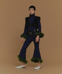 KISHIDAMIKI（キシダミキ）の「fur cropped top（ベスト）」 - WEAR