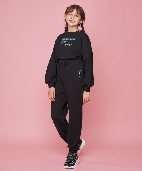 JENNI love（ジェニィラブ）の「ロゴ刺繍ショート丈トレーナー（スウェット・キッズ・ブラック/ラベンダー/グレー・130cm/160cm/140cm/150cm）」の15枚目の写真