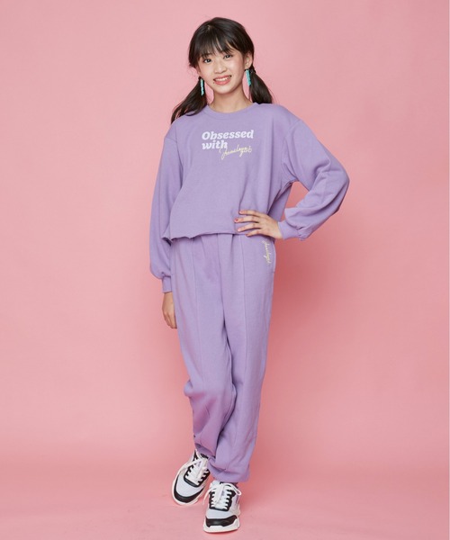 JENNI love（ジェニィラブ）の「ロゴ刺繍ショート丈トレーナー（スウェット・キッズ・ブラック/ラベンダー/グレー・130cm/160cm/140cm/150cm）」の17枚目の写真