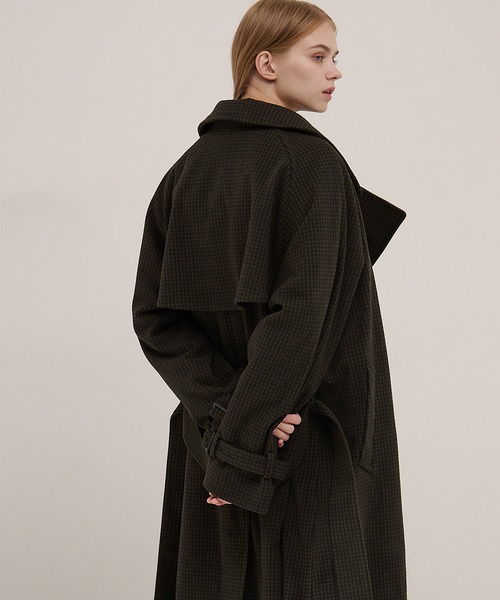 EMMA CLOTHES（エマクローズ）の「2WAYオーバーサイズメルトンダブルヨークラグラントレンチコート（トレンチコート・メンズ・ベージュ/ブラウン系1/ナチュラル/チャコールグレー/ネイビー/キャメル/ブラウン系2/アッシュブラウン/ダークブラウン/ダークブルー/ワイン系・M/L/S）」の21枚目の写真