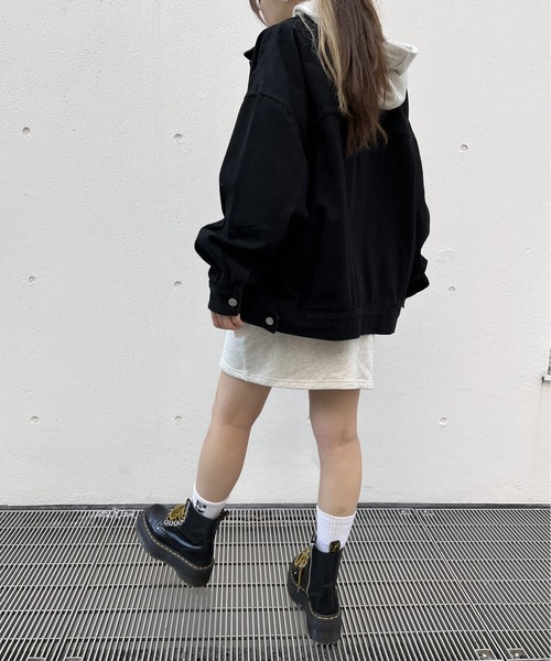 one way（ワンウェイ）の「ビッグシルエットデニムジャケット（デニムジャケット・レディース・ライトブルー/ブラック・FREE）」の9枚目の写真