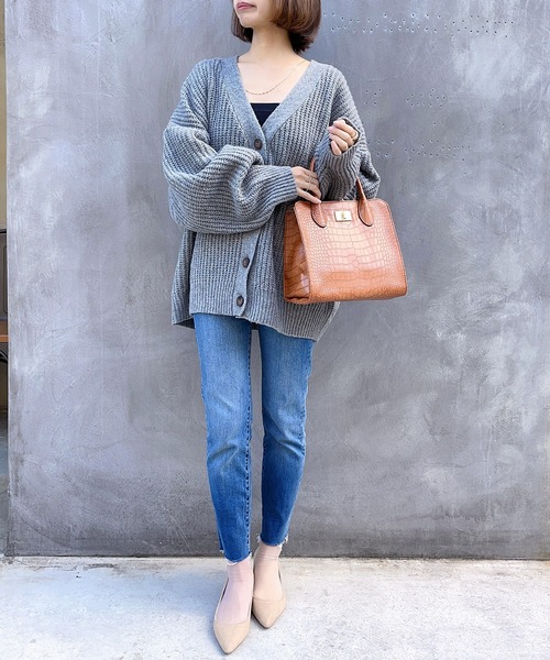 SETUP7（セットアップセブン）の「ざっくり編みとボリューム袖が旬。【SETUP7】片畦オーバーサイズニットカーディガン java nese chaco cardigan（カーディガン/ボレロ・レディース・ブラック/キャメル/グレイッシュベージュ/グレー/ホワイト・FREE）」の10枚目の写真