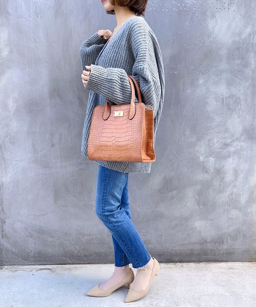 SETUP7（セットアップセブン）の「ざっくり編みとボリューム袖が旬。【SETUP7】片畦オーバーサイズニットカーディガン java nese chaco cardigan（カーディガン/ボレロ・レディース・ブラック/キャメル/グレイッシュベージュ/グレー/ホワイト・FREE）」の11枚目の写真