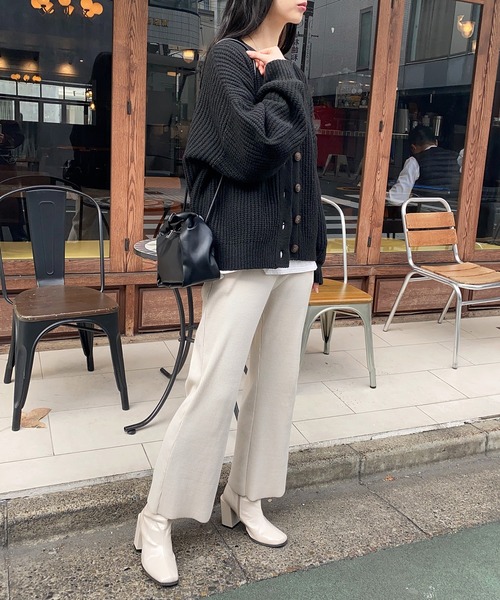 SETUP7（セットアップセブン）の「ざっくり編みとボリューム袖が旬。【SETUP7】片畦オーバーサイズニットカーディガン java nese chaco cardigan（カーディガン/ボレロ・レディース・ブラック/キャメル/グレイッシュベージュ/グレー/ホワイト・FREE）」の16枚目の写真