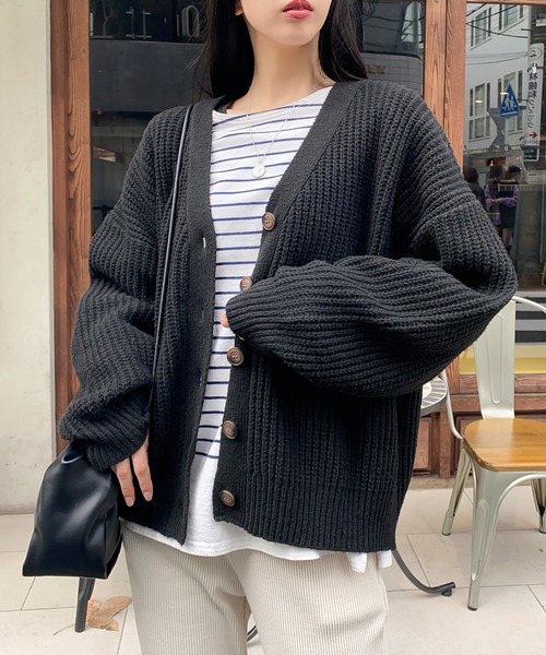 SETUP7（セットアップセブン）の「ざっくり編みとボリューム袖が旬。【SETUP7】片畦オーバーサイズニットカーディガン java nese chaco cardigan（カーディガン/ボレロ・レディース・ブラック/キャメル/グレイッシュベージュ/グレー/ホワイト・FREE）」の13枚目の写真