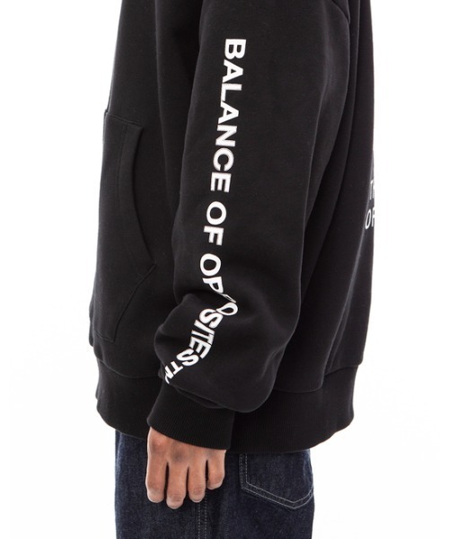 RVCA(ルーカ)の「RVCA メンズ MANIC HOODIE パーカー【2022年秋冬モデル】/ルーカプルオーバーバックプリントパーカー(パーカー・メンズ・ブラック/ホワイト/ベージュ・X-LARGE/SMALL/LARGE/MEDIUM)」の12枚目の写真