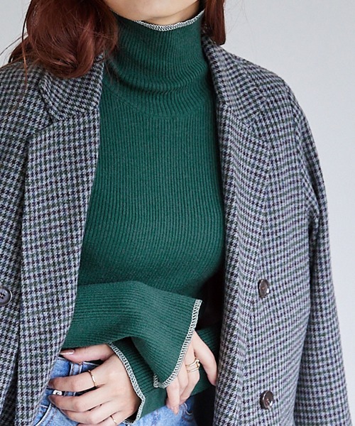 Chaco closet（チャコ クローゼット）の「ステッチ配色リブニットタートルプルオーバー（ニット/セーター・レディース・ベージュ/パープル/オレンジ/ネイビー/グリーン/ブラック/オフホワイト・FREE）」の4枚目の写真