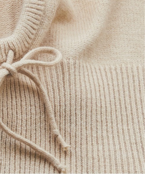 ANGIE（アンジー）の「バラクラバニットフードフォーマー（ネックウォーマー/スヌード・レディース・ブラウン/アイボリー/ベージュ・FREE）」の5枚目の写真