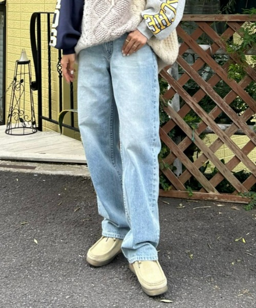 RODEO CROWNS WIDE BOWL（ロデオクラウンズワイドボウル）の「Rough Chic LOOSE STRAIGHT（デニムパンツ・レディース・ライトブルー/ワンウォッシュ・26inch/25inch/24inch/23inch/27inch）」の2枚目の写真