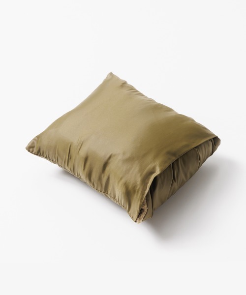 OMNES（オムネス）の「ダウンショートマフラー（マフラー・レディース・カーキ/ブラック/ネイビー/ベージュ/キャメル/アイボリー・FREE）」の15枚目の写真