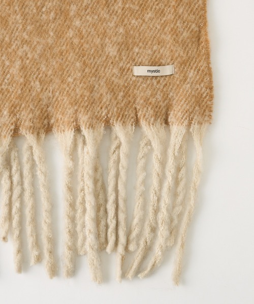 mystic（ミスティック）の「ボーダーBIGストール（マフラー・レディース・ベージュ/オフホワイト・ONE SIZE）」の15枚目の写真