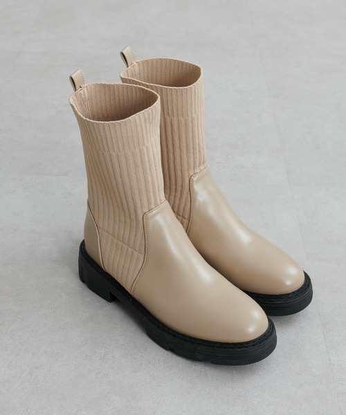 natural couture（ナチュラルクチュール）の「ソックスとブーツがドッキング/ニットコンビ厚底ブーツ（ブーツ・レディース・グレイッシュベージュ/ブラック・MEDIUM/LARGE）」の11枚目の写真