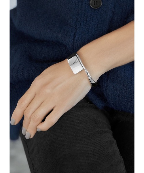 STYLE DELI（スタイルデリ）の「コントラストバングル（バングル/リストバンド・レディース・ゴールド/シルバー・FREE）」の5枚目の写真