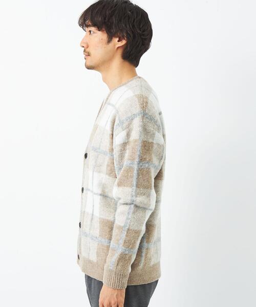 green label relaxing(グリーンレーベルリラクシング)の「チェック ジャカード 起毛 Vネック カーディガン(カーディガン/ボレロ・メンズ・ベージュ/ネイビー・S/M/XL/L)」の4枚目の写真