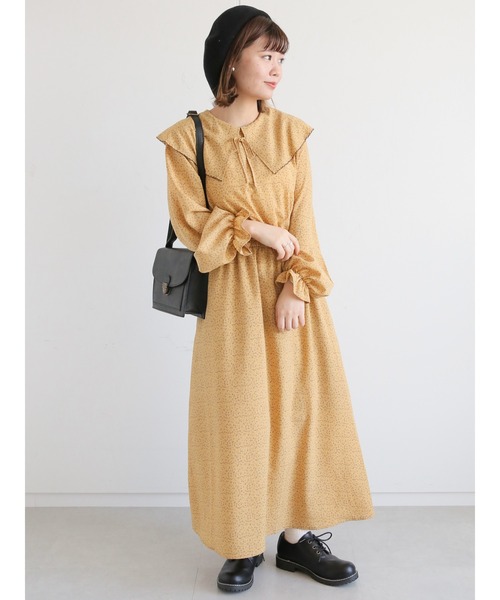 ehka sopo（エヘカソポ）の「小花柄フラットカラーワンピース