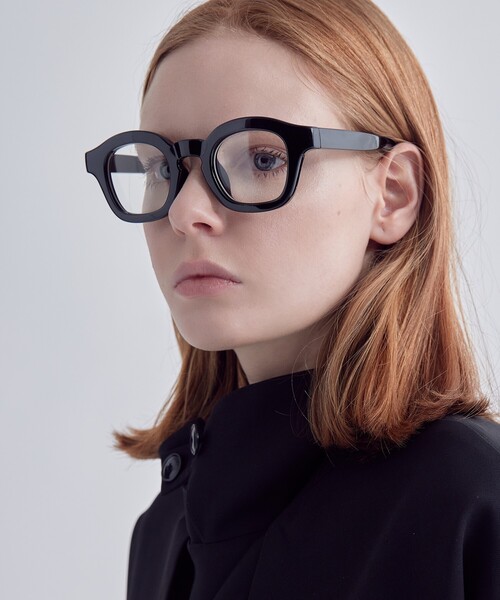 tk.TAKEO KIKUCHI(ティーケータケオキクチ)の「◆【WEB限定】アソートサングラス/メガネ(サングラス・メンズ・ダークブラウン/ブラック系5/ホワイト/ライトグレー/ブラック/シルバー系3/ブラック系1/ブラック系4/ブラック系3/ブラック系/シルバー系2/ブラック系2・00)」の4枚目の写真