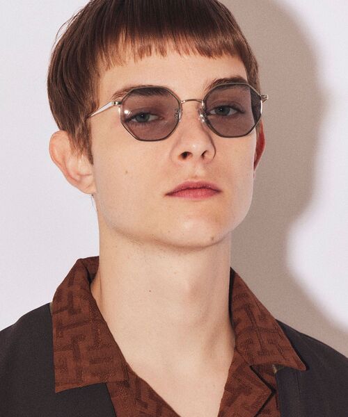 tk.TAKEO KIKUCHI(ティーケータケオキクチ)の「◆【WEB限定】アソートサングラス/メガネ(サングラス・メンズ・ダークブラウン/ブラック系5/ホワイト/ライトグレー/ブラック/シルバー系3/ブラック系1/ブラック系4/ブラック系3/ブラック系/シルバー系2/ブラック系2・00)」の7枚目の写真