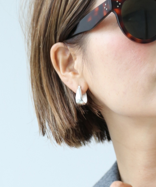 Deuxieme Classe（ドゥーズィエムクラス）の「【LAVER/ラバー】EGG HOOP ピアス SILVER（両耳）（ピアス（両耳用）・レディース・シルバー・FREE）」の4枚目の写真