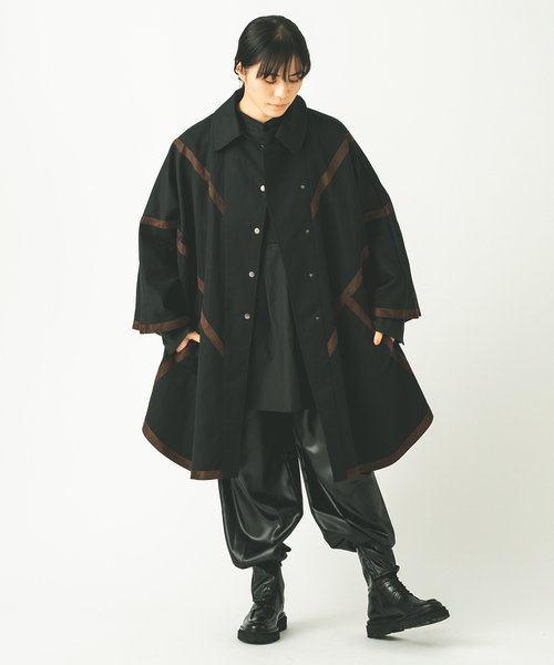 JOURNAL STANDARD(ジャーナルスタンダード)の「【KIARIS vintage&closet × JS】テープディテールポンチョコート(ポンチョ・レディース・ベージュ/ブラック・FREE)」の7枚目の写真