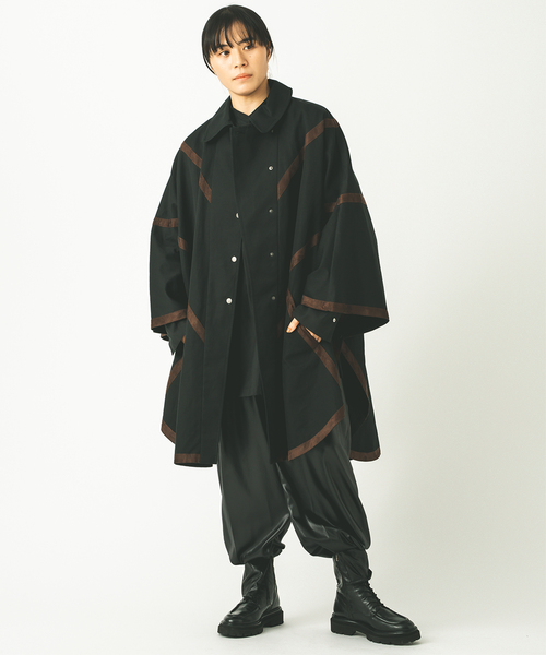 JOURNAL STANDARD(ジャーナルスタンダード)の「【KIARIS vintage&closet × JS】テープディテールポンチョコート(ポンチョ・レディース・ベージュ/ブラック・FREE)」の21枚目の写真