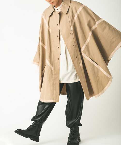 JOURNAL STANDARD(ジャーナルスタンダード)の「【KIARIS vintage&closet × JS】テープディテールポンチョコート(ポンチョ・レディース・ベージュ/ブラック・FREE)」の8枚目の写真