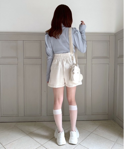 OLIVE des OLIVE（オリーブデオリーブ）の「美脚フロントボタンショートパンツ（その他パンツ・レディース・アイボリー/グレー/ブラック・FREE）」の6枚目の写真