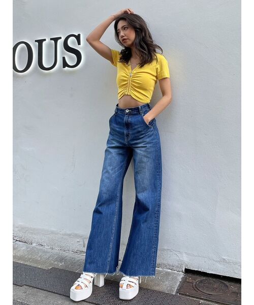 GYDA（ジェイダ）の「FRONT ZIP UP POLOニットトップス（ニット/セーター・レディース・イエロー/ブラック/オフホワイト・FREE）」の8枚目の写真